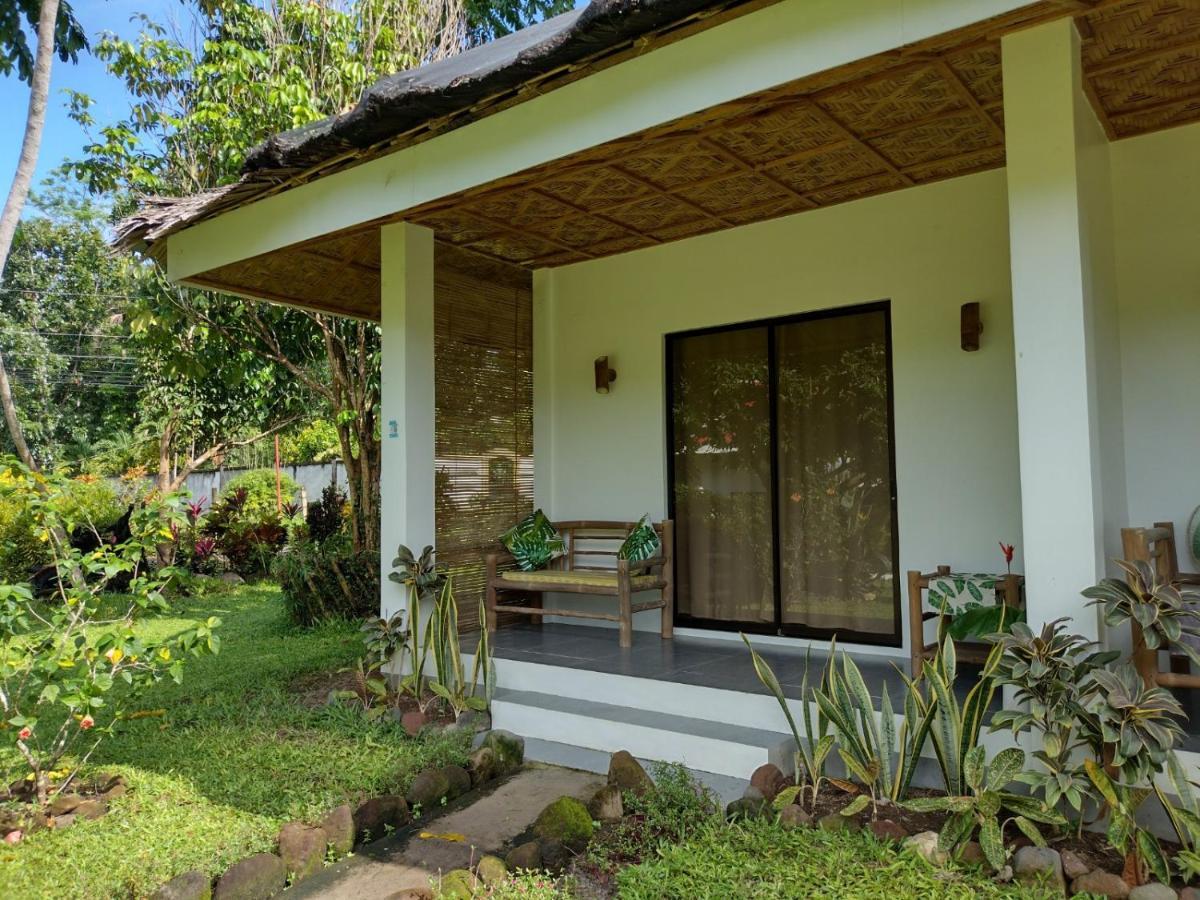 Happy Coconut Camiguin Hotel Mambajao Exterior photo