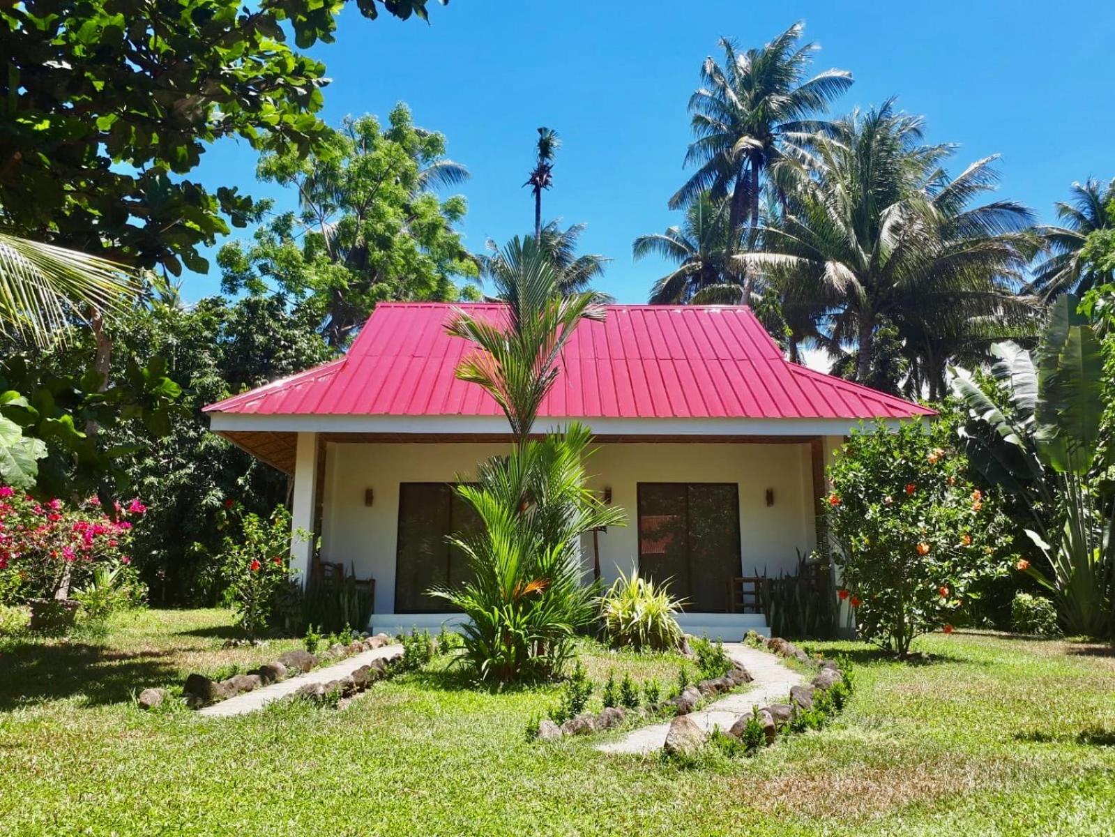 Happy Coconut Camiguin Hotel Mambajao Exterior photo